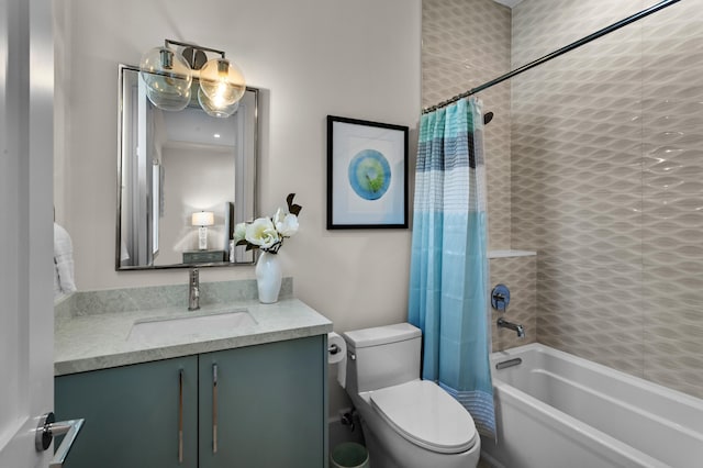 full bathroom featuring shower / bathtub combination with curtain, toilet, and vanity