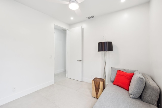 bedroom with ceiling fan