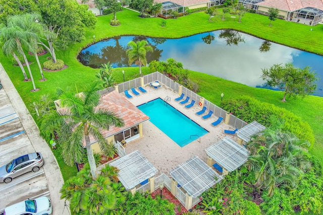 bird's eye view featuring a water view