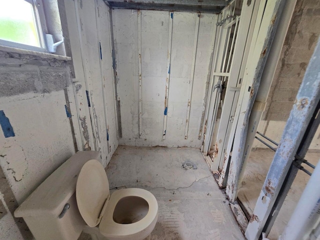 bathroom featuring toilet