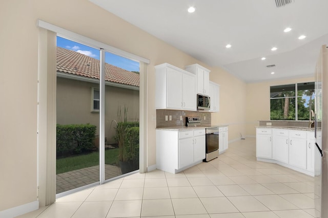 8829 First Tee Rd, Port Saint Lucie, FL 34986