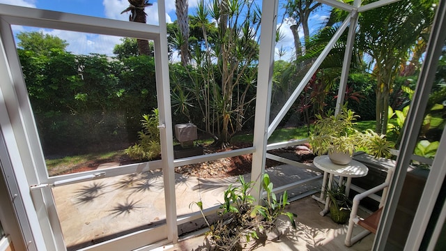 view of sunroom / solarium