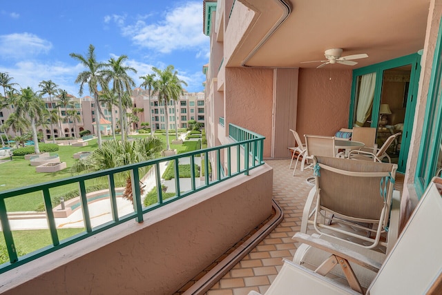 balcony with ceiling fan