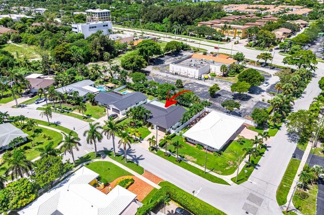 birds eye view of property featuring a residential view