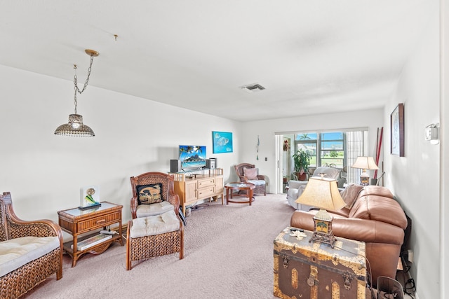 living room with carpet