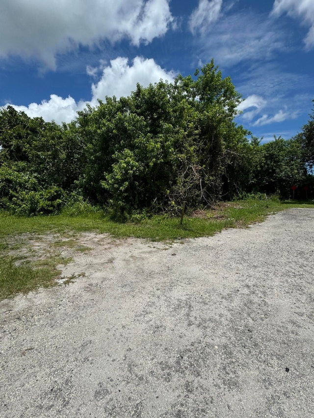 Listing photo 2 for TBD N 48th St, Fort Pierce FL 34945