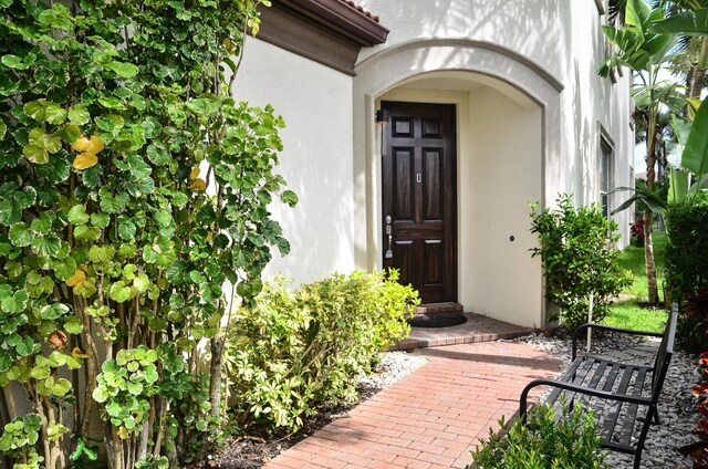 view of property entrance