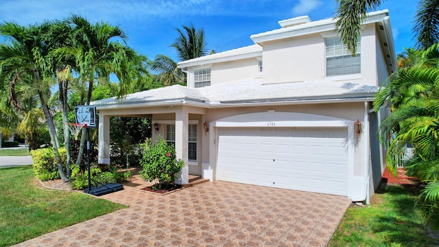 view of front facade with a garage