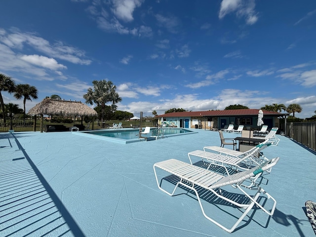 view of swimming pool