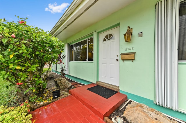 view of entrance to property