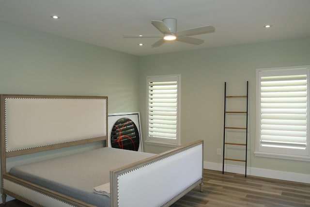 office area featuring plenty of natural light, wood finished floors, and recessed lighting