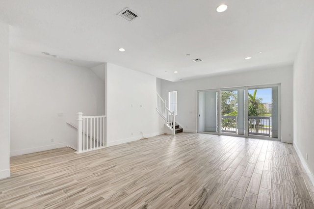 empty room featuring light hardwood / wood-style flooring