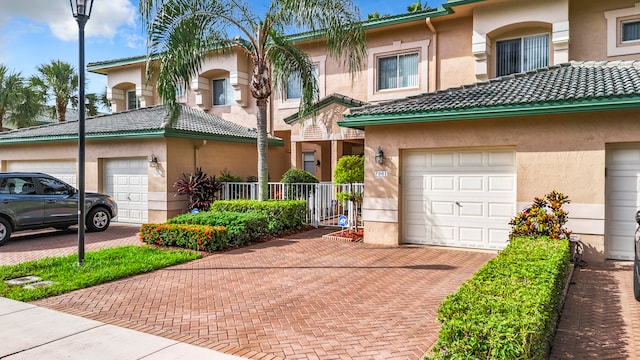 view of front of house with a garage