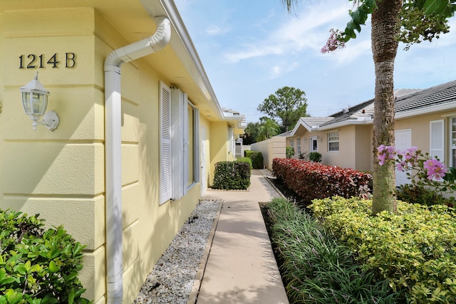 view of home's exterior