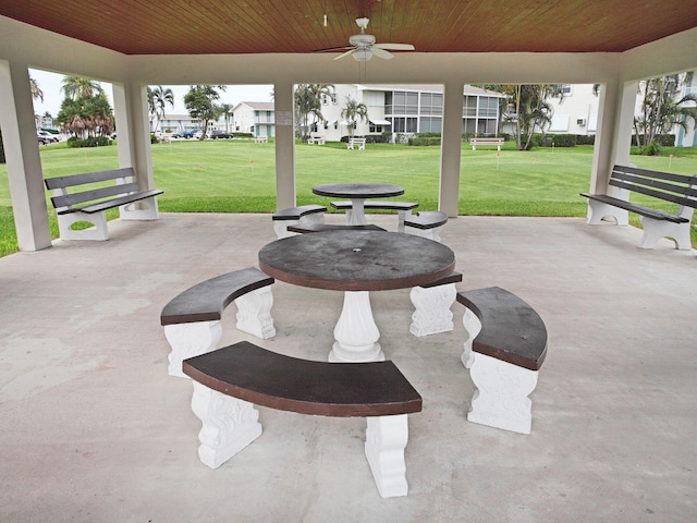 320 Horizons W Unit 103, Boynton Beach, FL 33435 - view of patio featuring ceiling fan