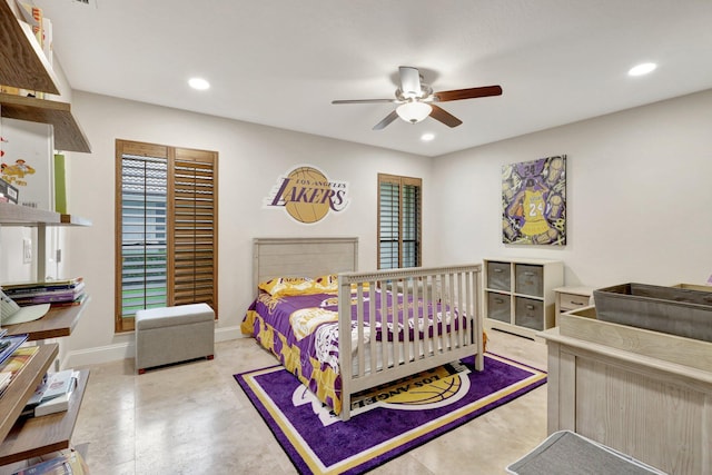 bedroom with ceiling fan