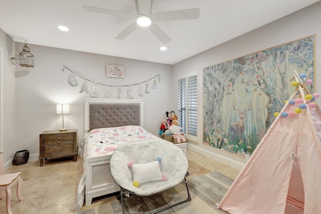 bedroom with ceiling fan