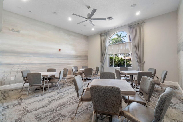 dining room with ceiling fan