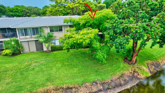 view of yard with a water view