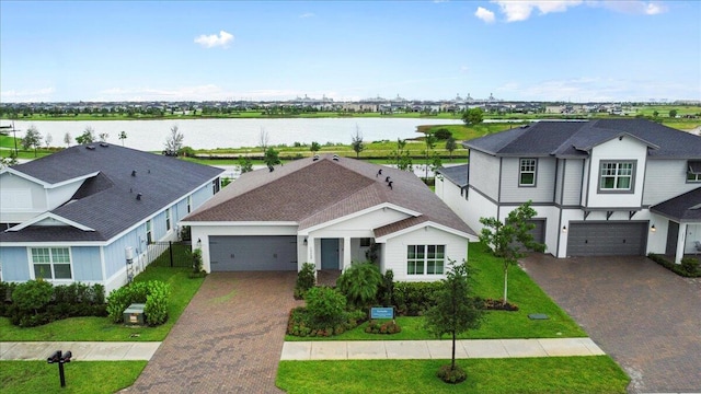 bird's eye view featuring a water view