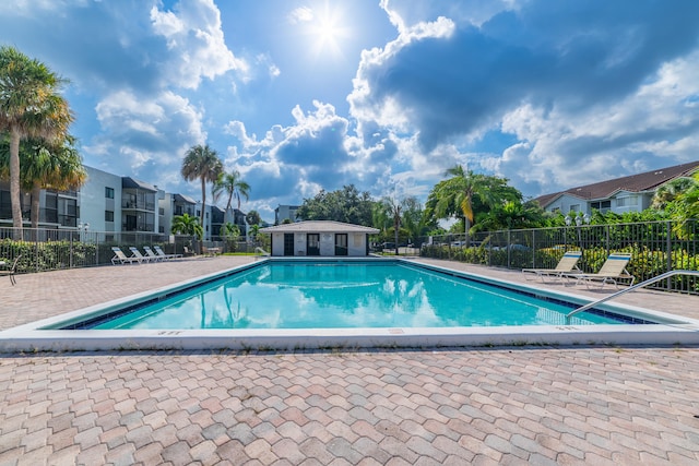 view of swimming pool