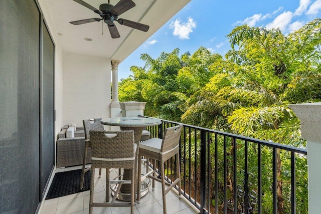 balcony featuring ceiling fan