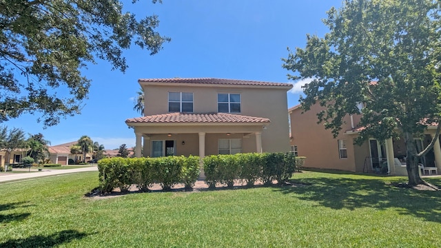 view of front facade with a front lawn