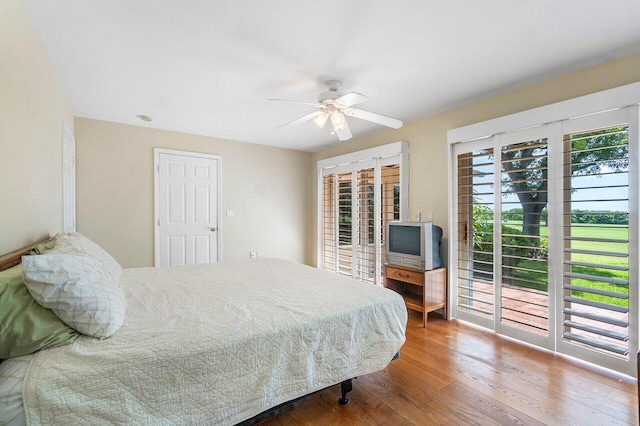 walk in closet featuring light tile patterned floors