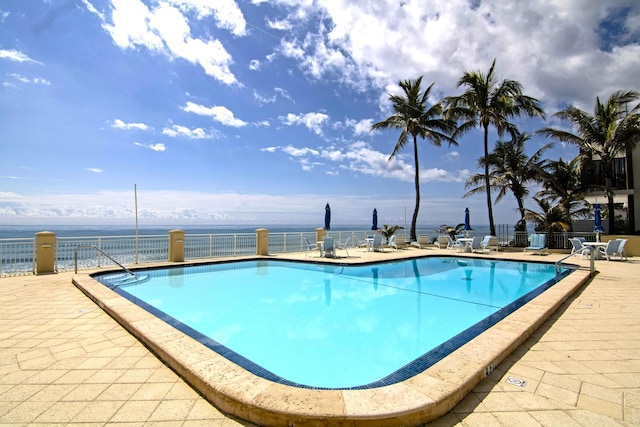 3475 S Ocean Blvd Unit 2160, Palm Beach, FL 33480 - community pool with a patio area