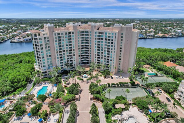 bird's eye view with a water view