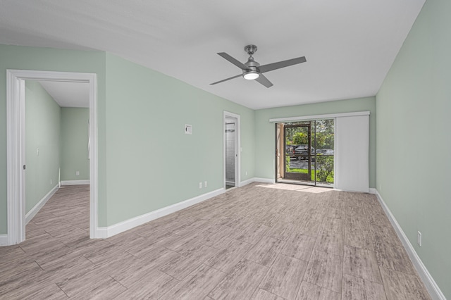 empty room with ceiling fan