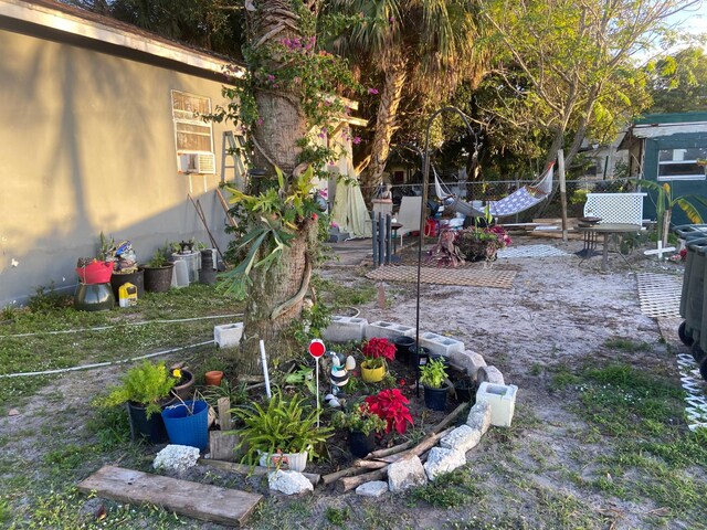 view of yard with cooling unit