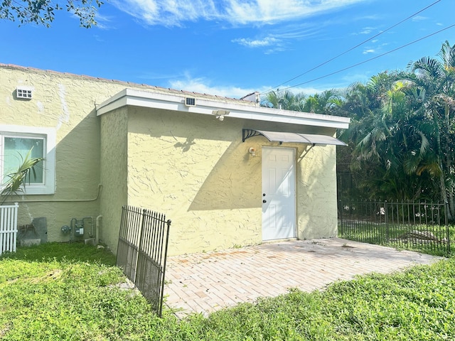 exterior space featuring a patio