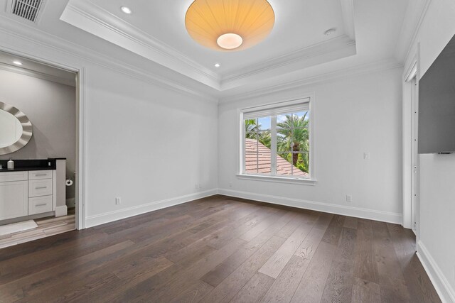 13209 Rolling Green Rd, North Palm Beach, FL 33408 - unfurnished bedroom with a raised ceiling, hardwood / wood-style flooring, baseboards, ornamental molding, and recessed lighting