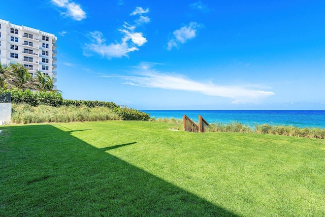 view of yard with a water view