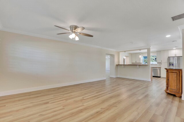 unfurnished living room with light wood-type flooring, crown molding, and ceiling fan