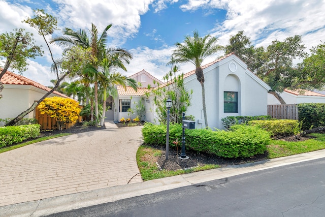 view of mediterranean / spanish-style house