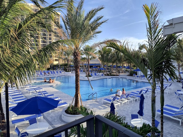 2400 S Ocean Dr Unit 124, Fort Pierce, FL 34949 - view of community pool