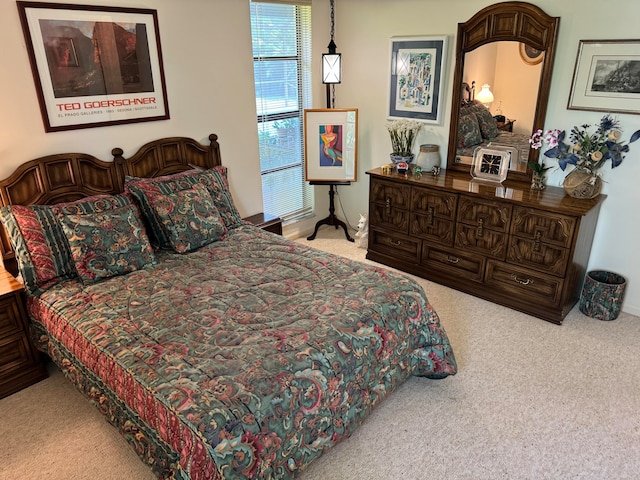 bedroom with carpet flooring