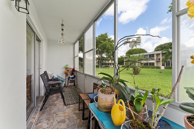 view of sunroom / solarium