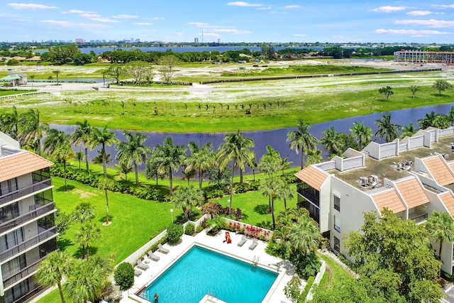 bird's eye view featuring a water view