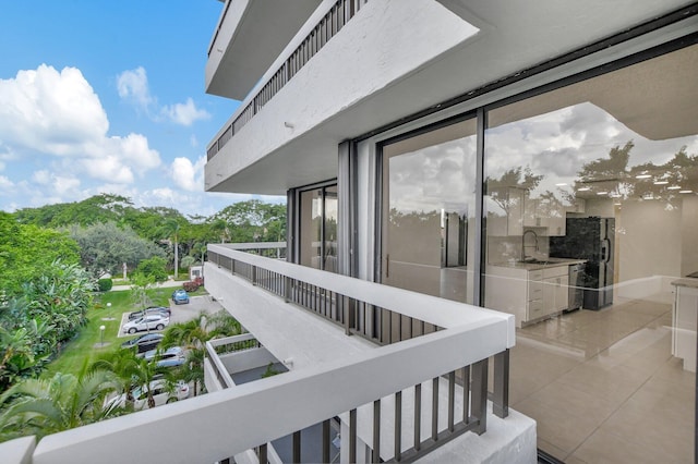 balcony featuring sink