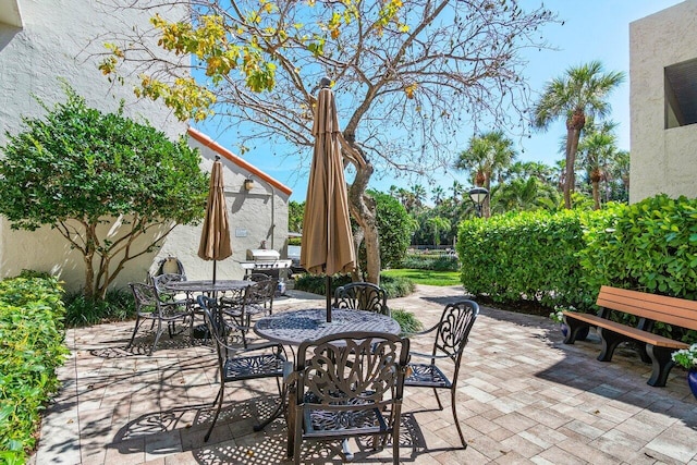 view of patio with outdoor dining space