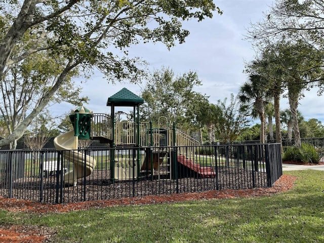 328 SE Bloxham Way, Stuart, FL 34997 - view of community playground