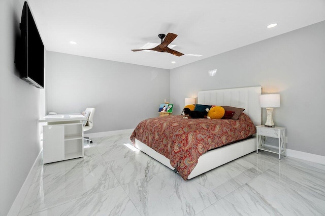 bedroom with ceiling fan