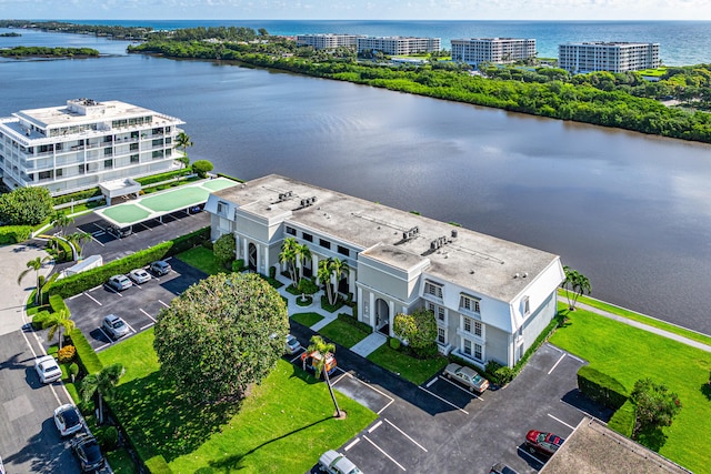 bird's eye view featuring a water view