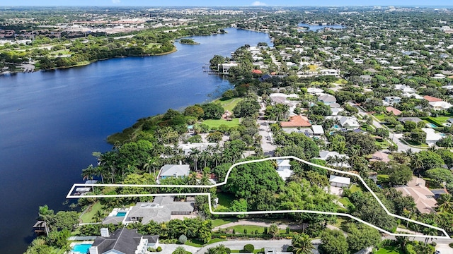 920 Hibiscus Ln, Delray Beach, FL 33444 - aerial view featuring a water view