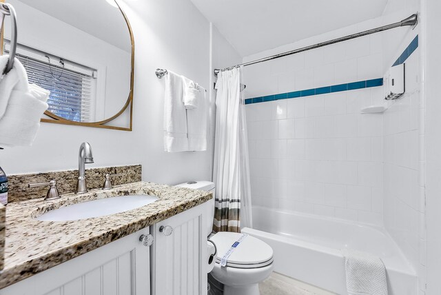 bathroom featuring tile patterned flooring, ceiling fan, and a shower with door