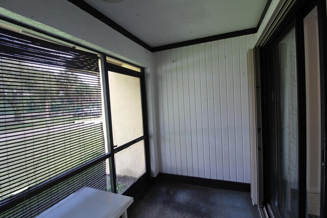 view of unfurnished sunroom