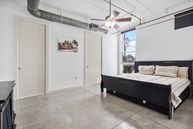 bedroom with ceiling fan